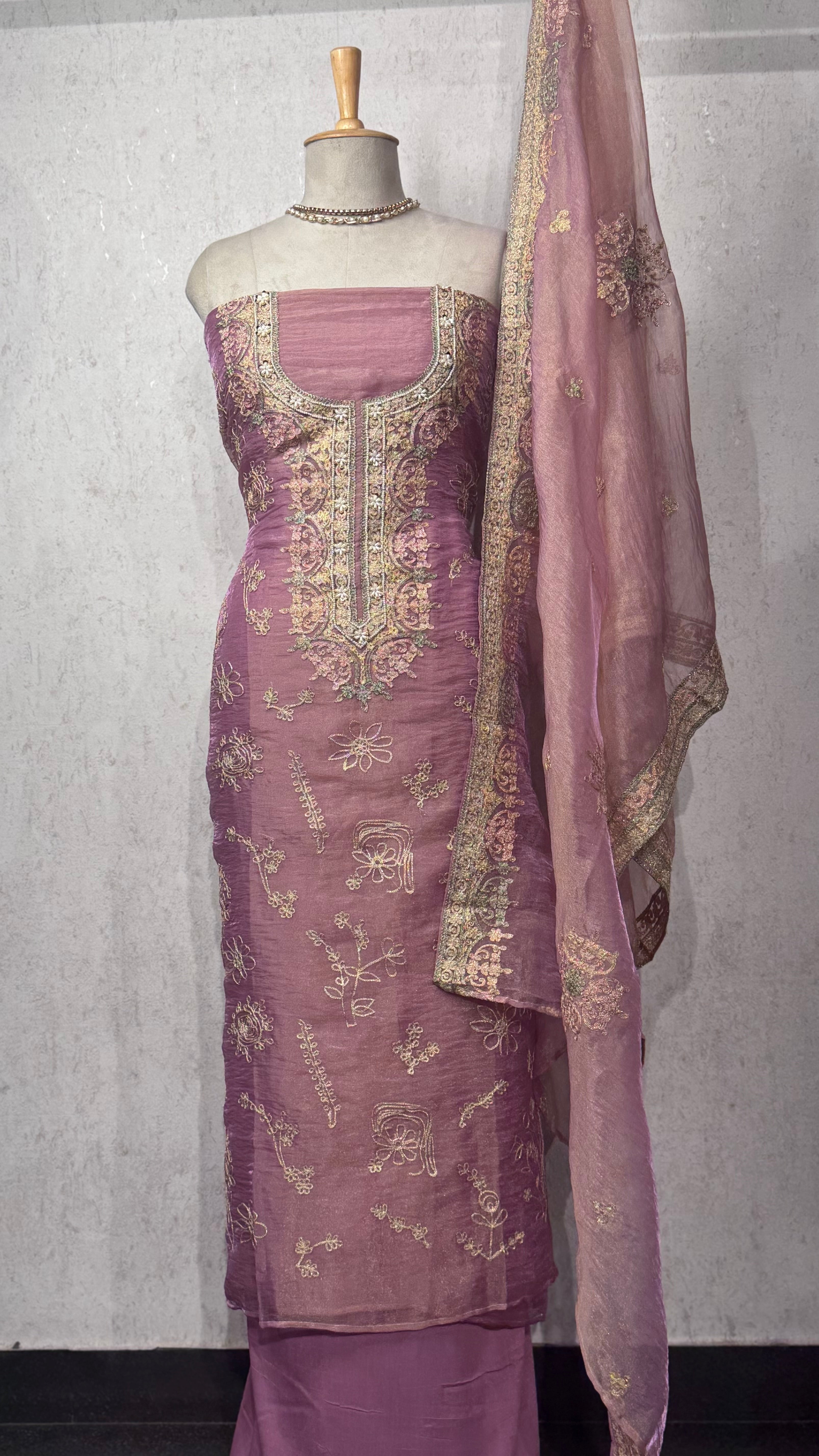 Unstiched suit In crush Tissue Fabric