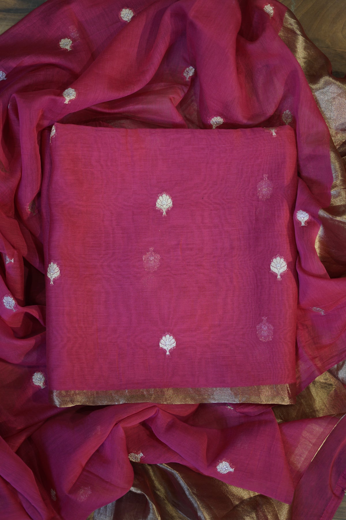 Mazenta Pure Mul Banarasi Weave Suit with Flowing Dupatta