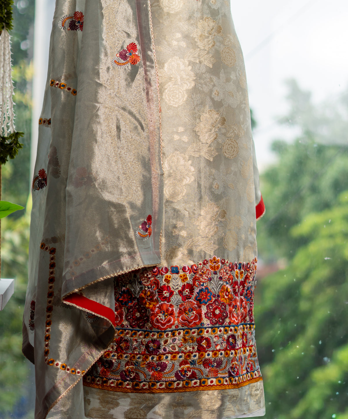 Banarasi Tissue Suit with Thread Work