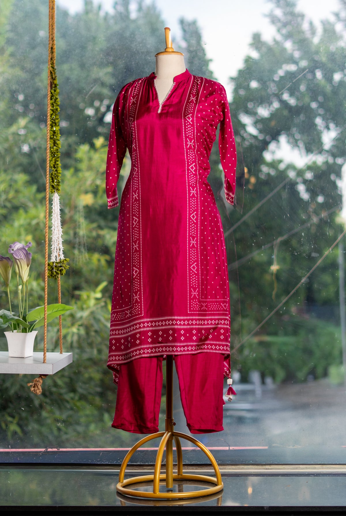 Silk Bandari Print Pant Set with Neck Accessory