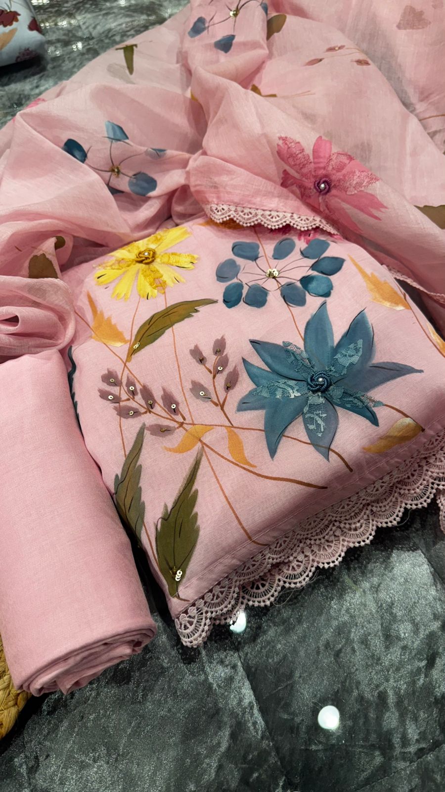 Pure Mul Mul Handprint with Lace Highlights over the Floral Pattern with Handprinted Mulmul Dupatta