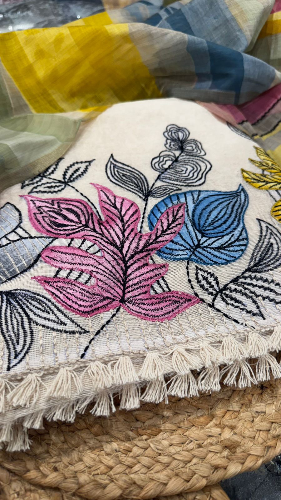 Shirt fabric Kotta Doriya with colorful linen dupatta with beautiful appliqué and threadwork